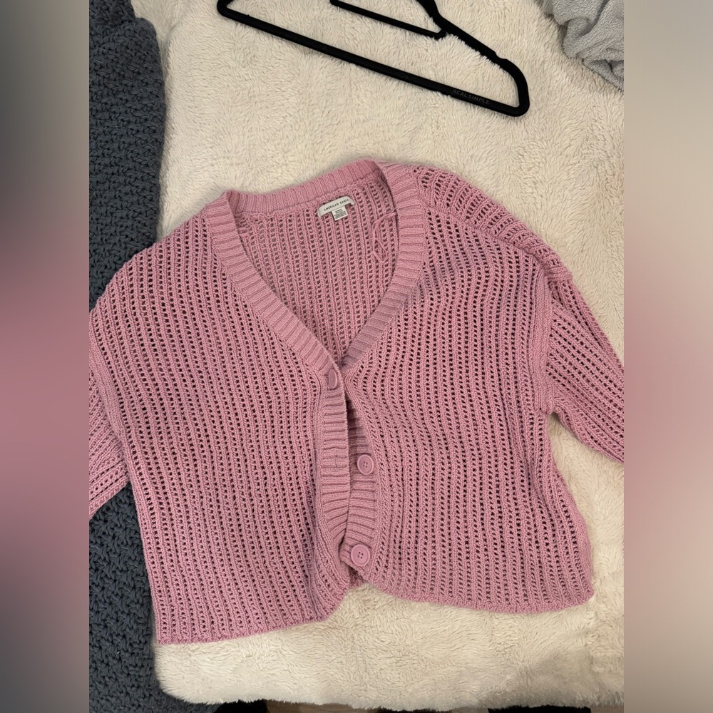 American Eagle size M pink cardigan